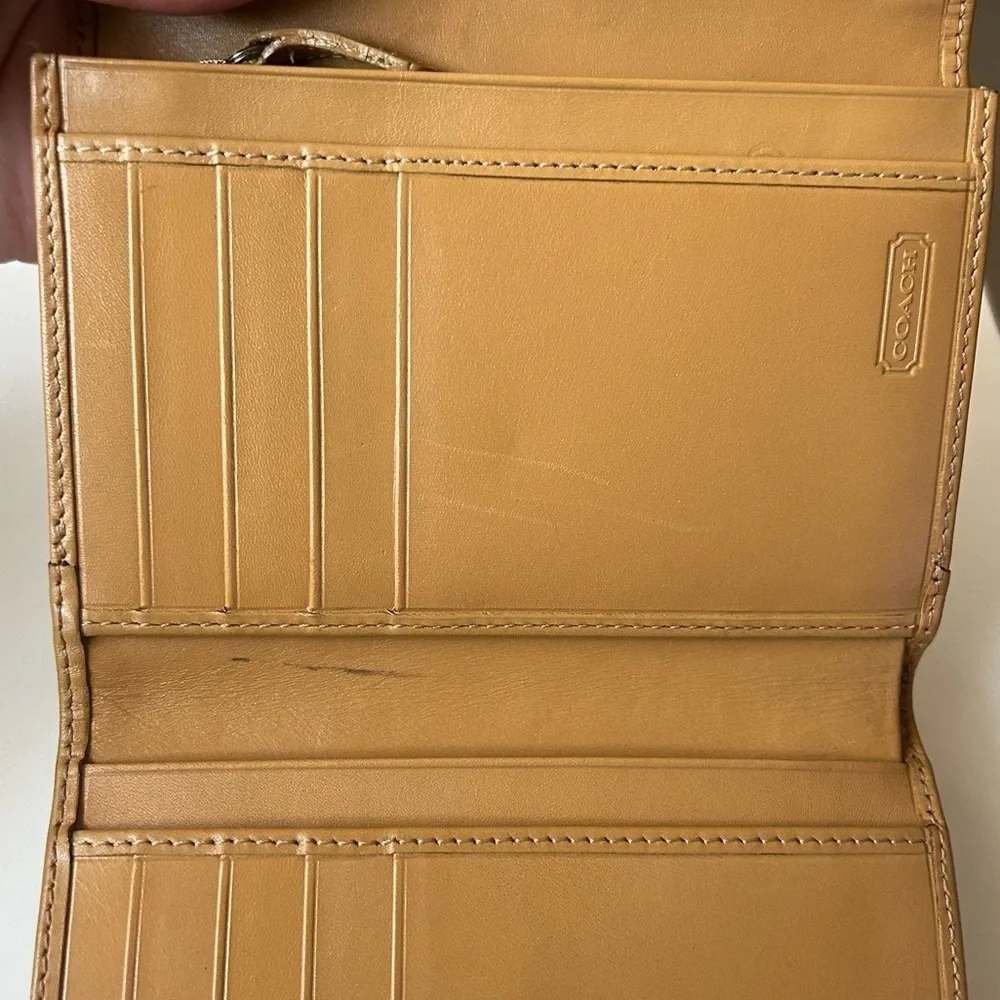 Vintage Coach Leather Tri Fold Card Holder Wallet Tan Camel 5.5”x4”